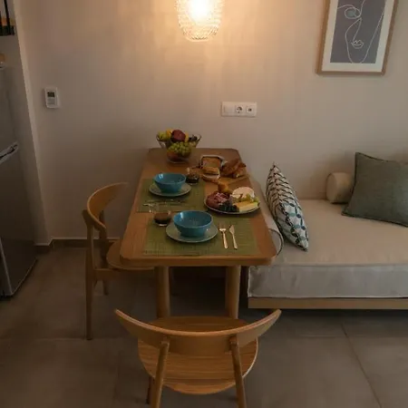 Dionysus Suites Appart hôtel *